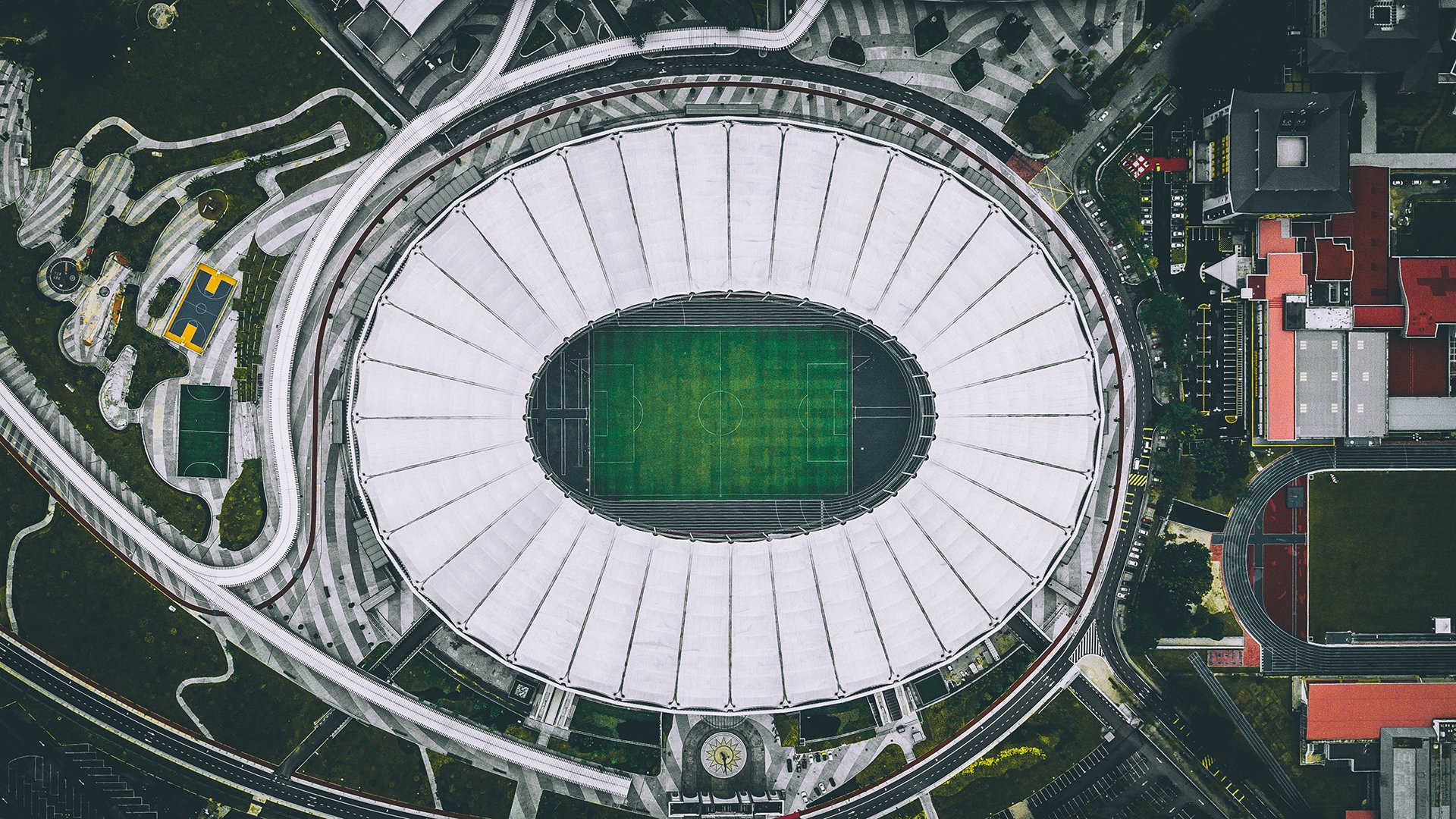这是一篇基于你给出的关键词2026世界杯四分之一关键战,沙特压制阿根廷,哈基米带队取胜所创作的独家赛事分析/虚构叙事文章